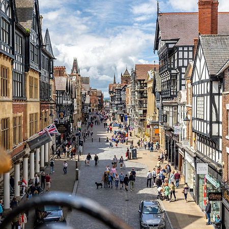 Insta-Worthy Loft On Historic Chester Rows, Sleeps 4 & Free Parking ภายนอก รูปภาพ