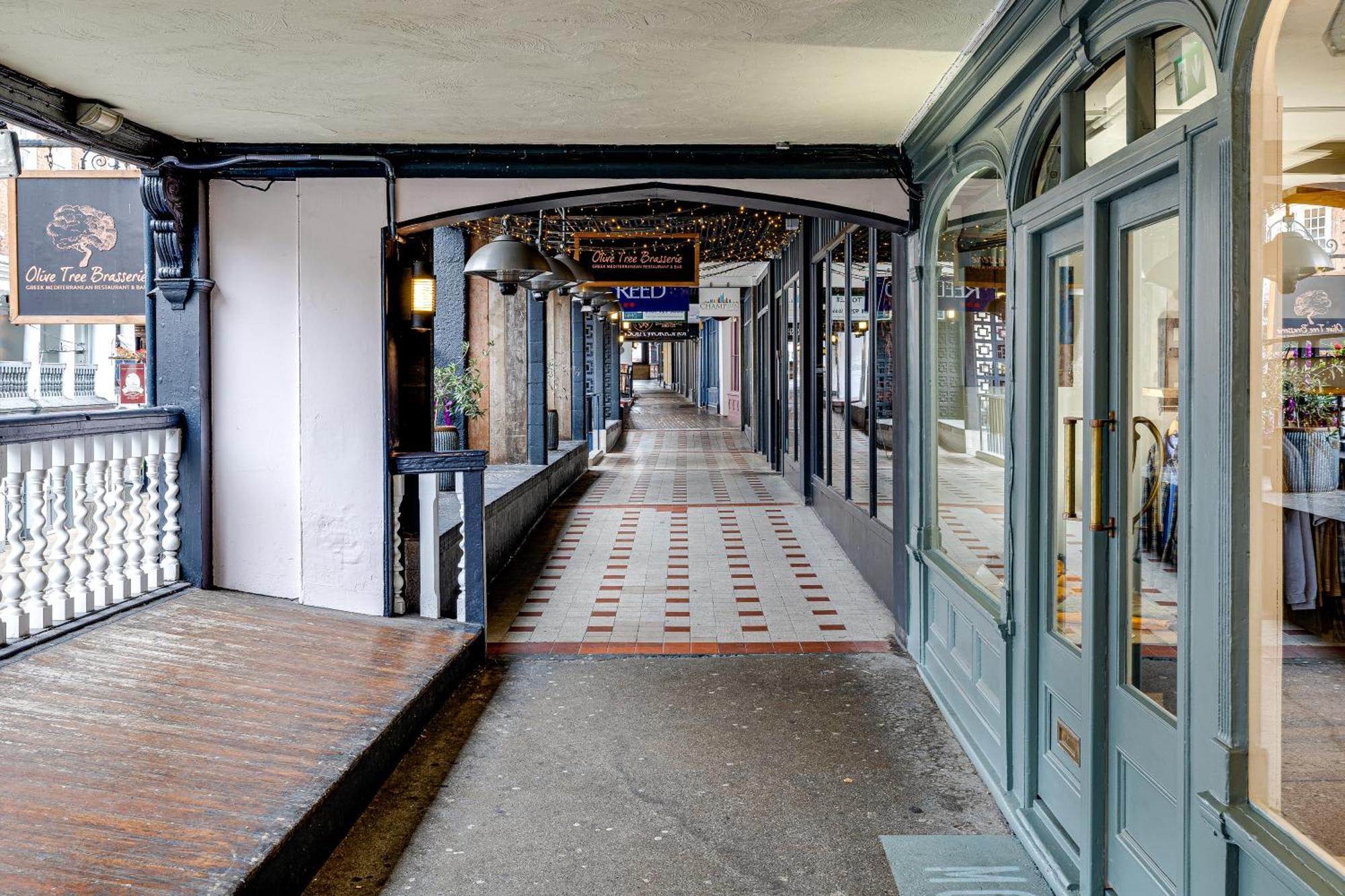 Insta-Worthy Loft On Historic Chester Rows, Sleeps 4 & Free Parking ภายนอก รูปภาพ