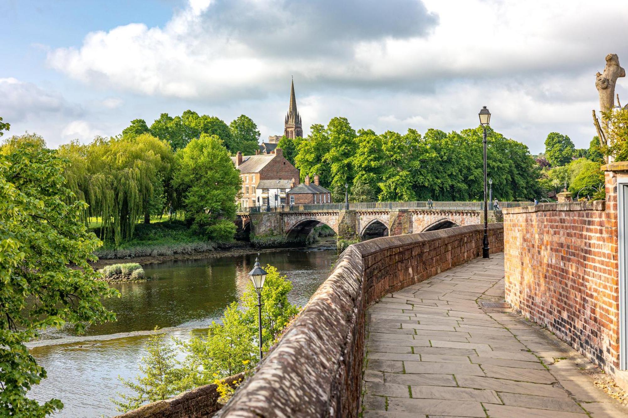 Insta-Worthy Loft On Historic Chester Rows, Sleeps 4 & Free Parking ภายนอก รูปภาพ