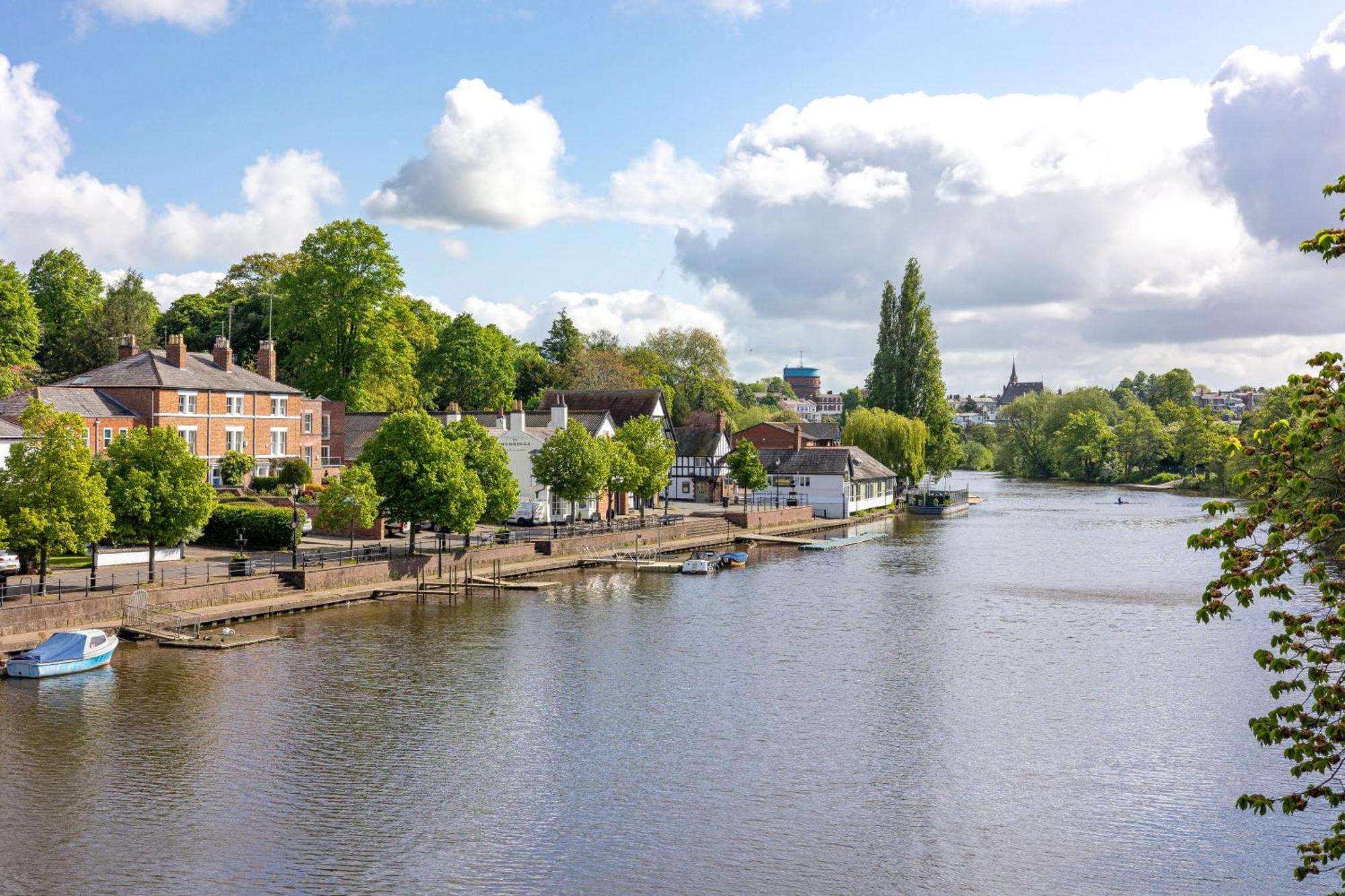 Insta-Worthy Loft On Historic Chester Rows, Sleeps 4 & Free Parking ภายนอก รูปภาพ